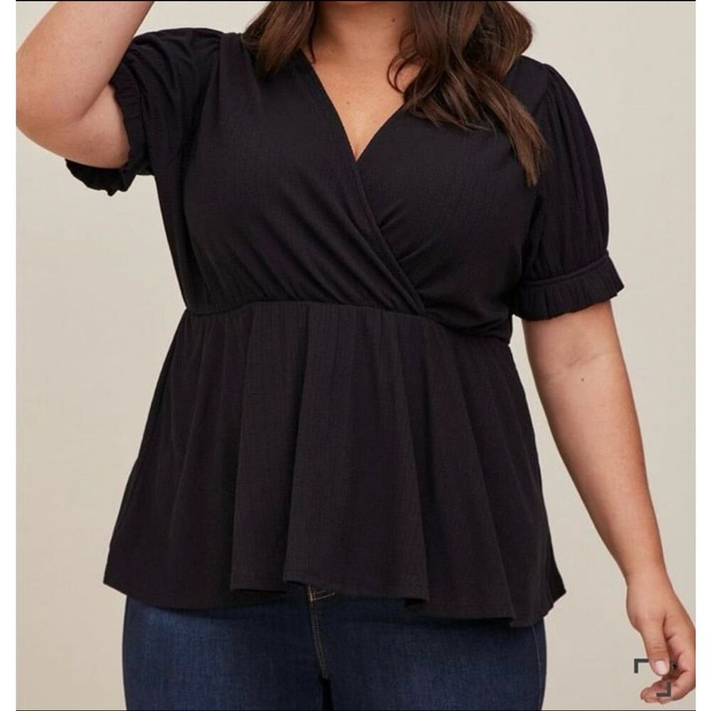 Torrid size 00 deep V babydoll top shirt black plus size